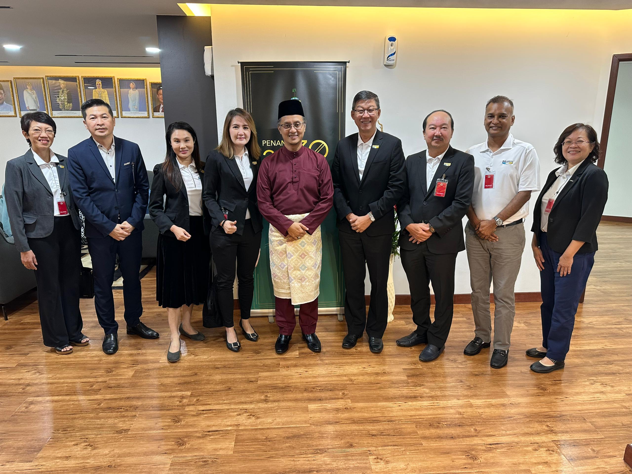 Courtesy Visit to YB Dato' Dr Mohamad Bin Abdul Hamid, Deputy Chief Minister